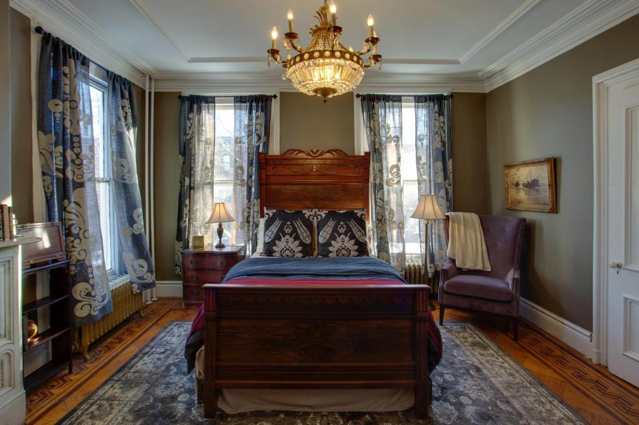 Akwaaba Mansion Bed & Breakfast นิวยอร์ก ภายนอก รูปภาพ